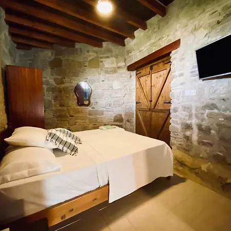 아파트 Mountain View Traditional Stone Village 라르나카