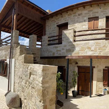 Mountain View Traditional Stone Village * 라르나카